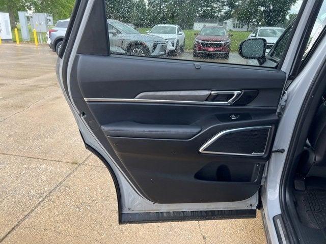 Photo of 2023 Gray Kia Telluride