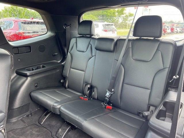 Photo of 2023 Gray Kia Telluride