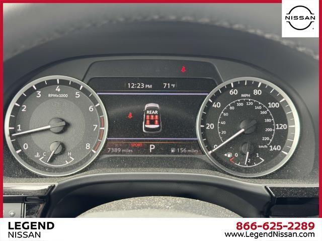 Photo of 2024 Glacier White INFINITI QX60