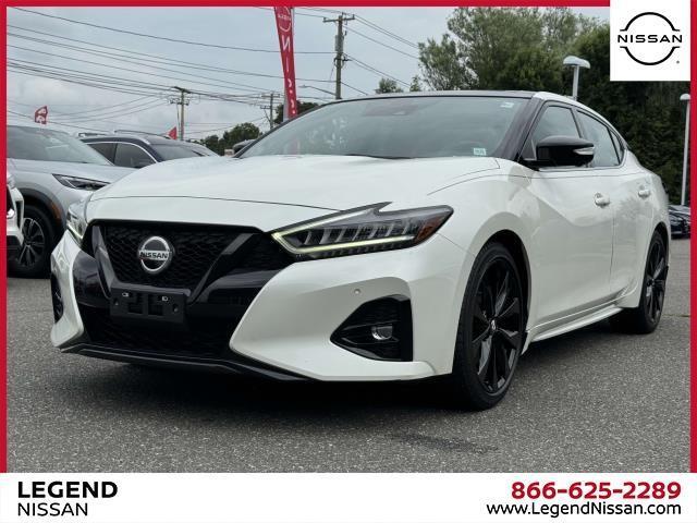 Photo of 2022 White Nissan Maxima