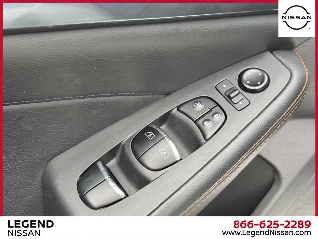 Photo of 2022 White Nissan Maxima