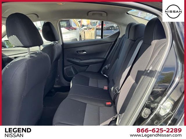Photo of 2022 Black Nissan Sentra
