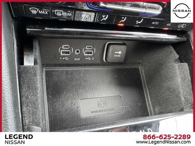 Photo of 2021 Diamond Black Jeep Grand Cherokee L