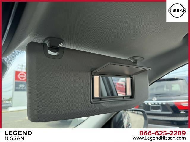 Photo of 2021 Diamond Black Jeep Grand Cherokee L
