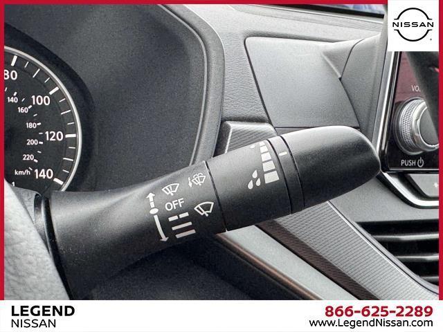 Photo of 2023 Scarlet Ember Nissan Altima