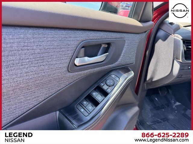 Photo of 2022 Scarlet Ember Nissan Rogue
