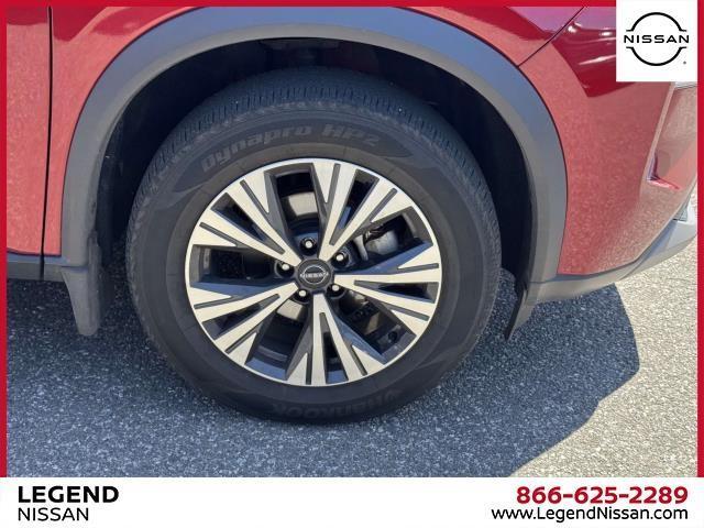 Photo of 2022 Scarlet Ember Nissan Rogue