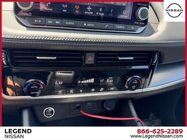 Photo of 2022 Scarlet Ember Nissan Rogue