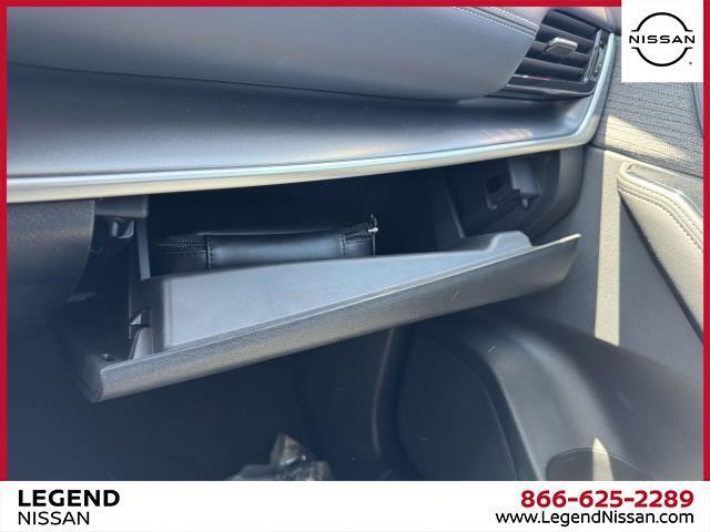 Photo of 2022 Scarlet Ember Nissan Rogue
