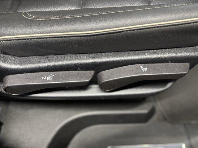 Photo of 2023 Midnight Blue Metallic GMC Yukon