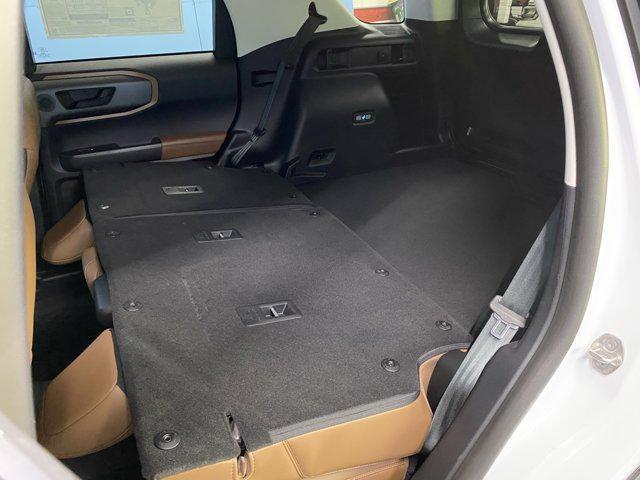 Photo of 2025 Oxford White Ford Bronco Sport
