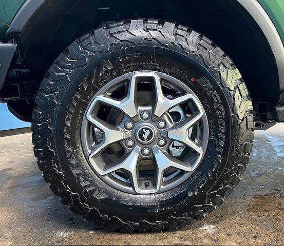 Photo of 2024 Eruption Green Metallic Ford Bronco