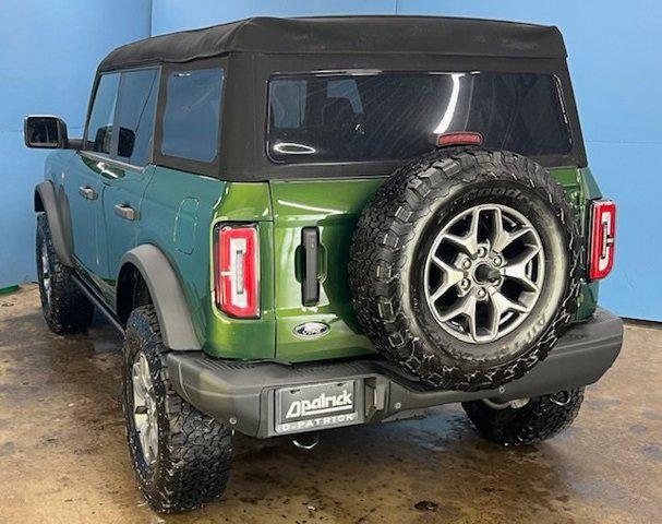 Photo of 2024 Eruption Green Metallic Ford Bronco