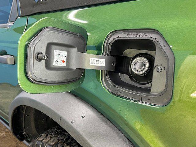 Photo of 2024 Eruption Green Metallic Ford Bronco