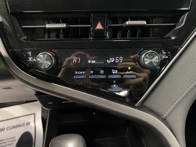 Photo of 2023 Silver Toyota Camry