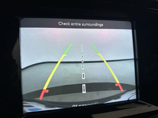 Photo of 2022 DB Black Clearcoat Dodge Durango