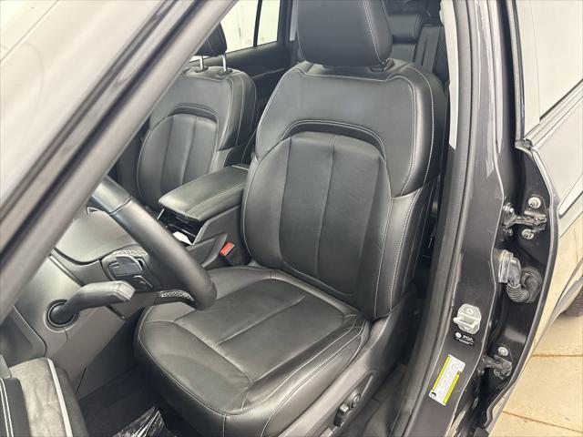 Photo of 2022 Baltic Gray Metallic Clearcoat Jeep Grand Cherokee L