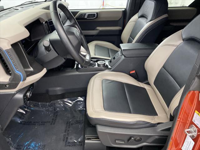 Photo of 2023 HOT PEPPER RED MET TINT CC Ford Bronco