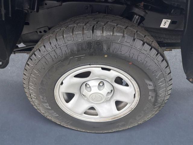 Photo of 2022 Midnight Black Metallic Toyota Tacoma