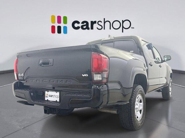 Photo of 2022 Midnight Black Metallic Toyota Tacoma
