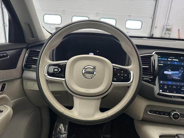 Photo of 2025 Onyx Black Metall Volvo XC90