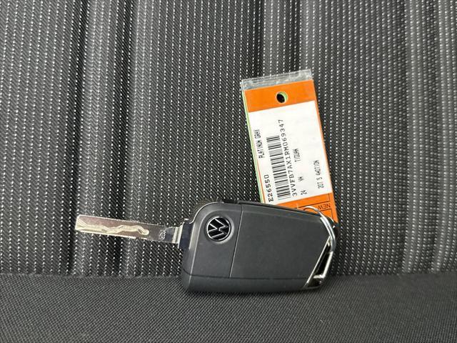 Photo of 2024 Platinum Gray Volkswagen Tiguan