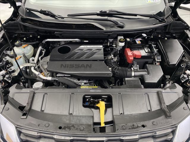 Photo of 2023 Super Black Nissan Rogue