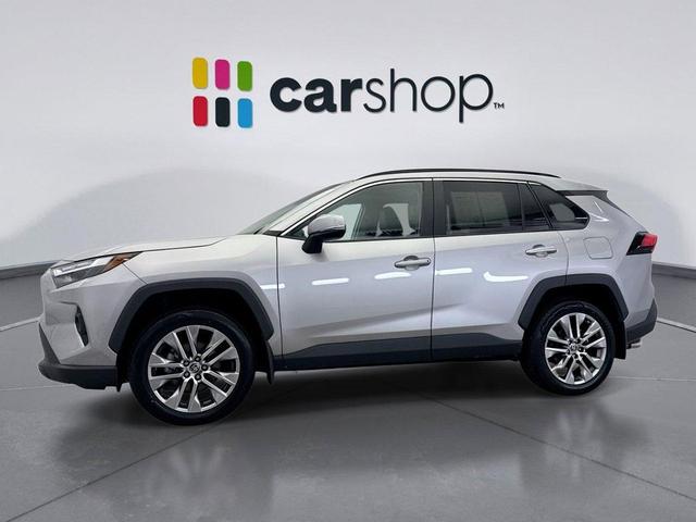 Photo of 2022 Silver Sky Metallic Toyota RAV4
