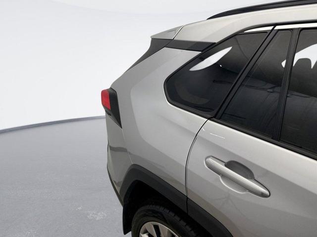 Photo of 2022 Silver Sky Metallic Toyota RAV4