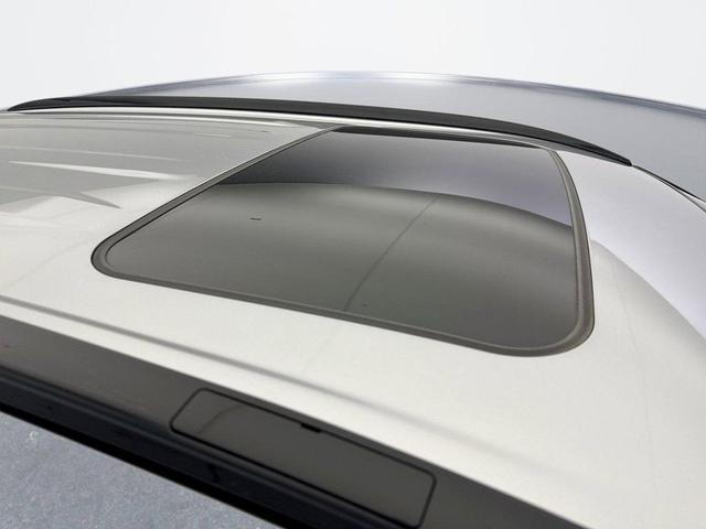 Photo of 2022 Silver Sky Metallic Toyota RAV4
