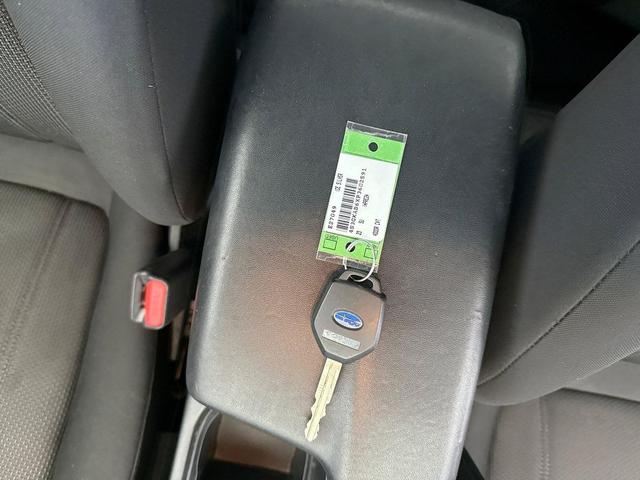 Photo of 2023 Ice Silver Metallic Subaru Impreza