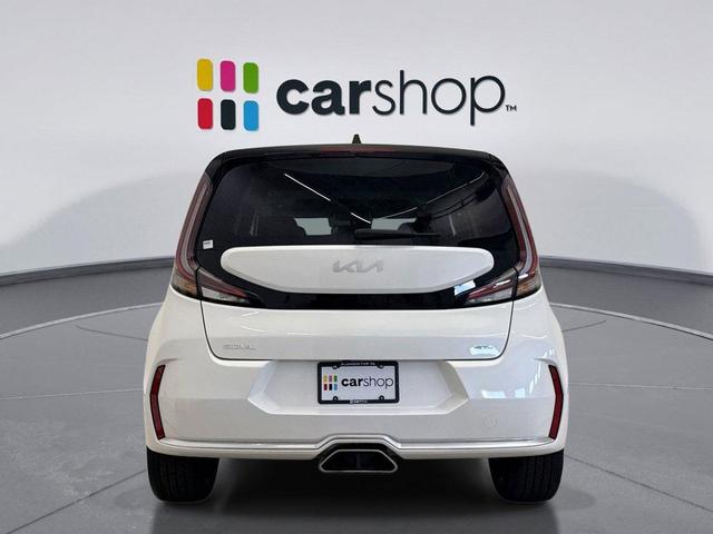 Photo of 2025 Snow White Pearl Kia Soul