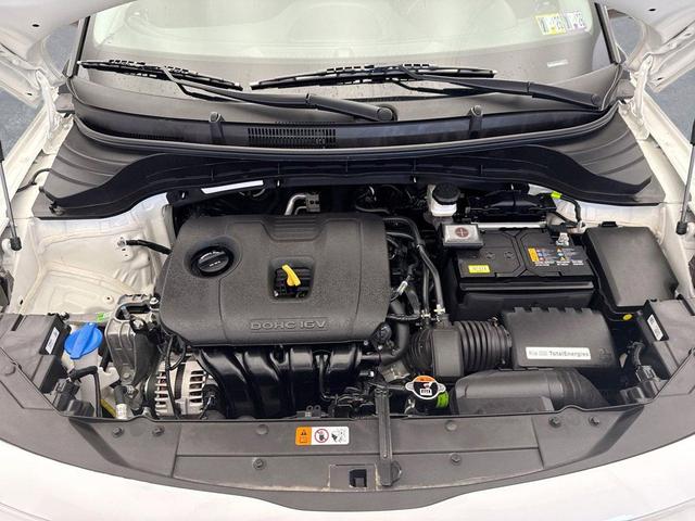 Photo of 2025 Snow White Pearl Kia Soul
