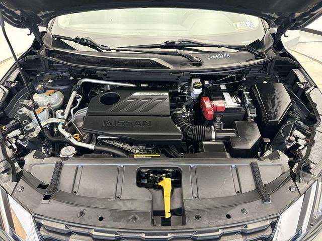 Photo of 2023 Super Black Nissan Rogue
