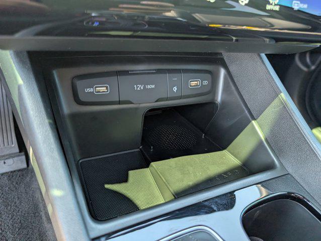 Photo of 2024 Phantom Black Hyundai SANTA CRUZ