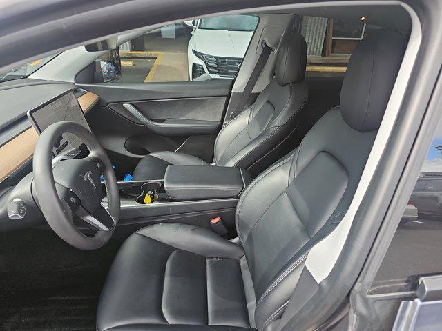 Photo of 2020 Deep Blue Metallic Tesla Model Y
