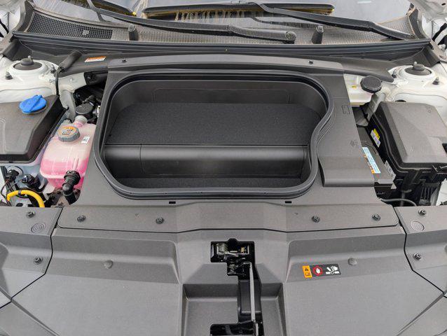Photo of 2025 Serenity White Hyundai IONIQ 6
