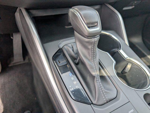 Photo of 2022 Midnight Black Metallic Toyota Highlander