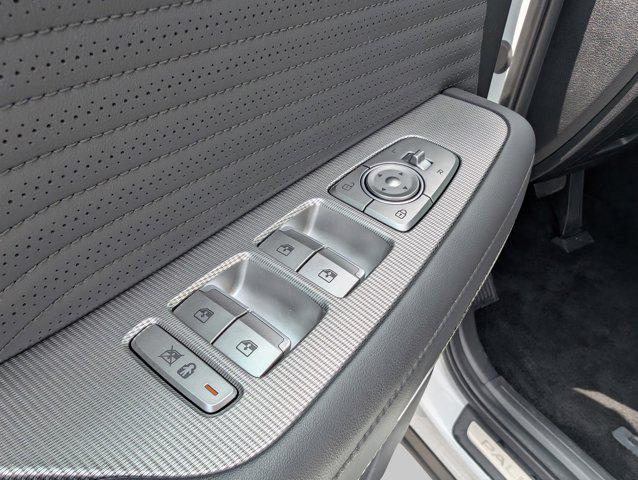 Photo of 2023 Hyper White Hyundai PALISADE