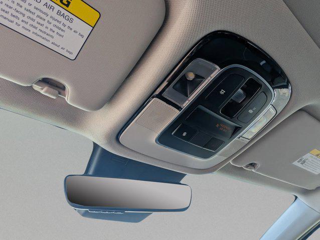 Photo of 2022 Shimmering Silver Hyundai TUCSON