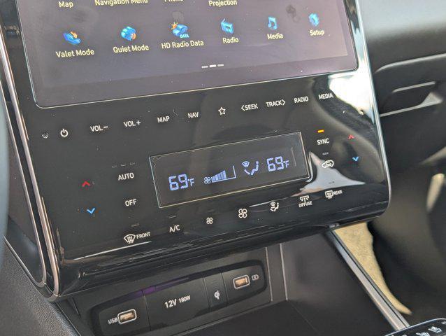 Photo of 2022 Shimmering Silver Hyundai TUCSON