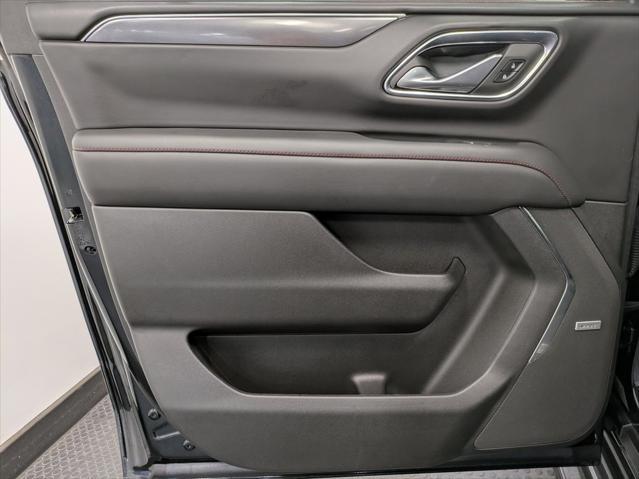 Photo of 2023 Black Chevrolet Suburban