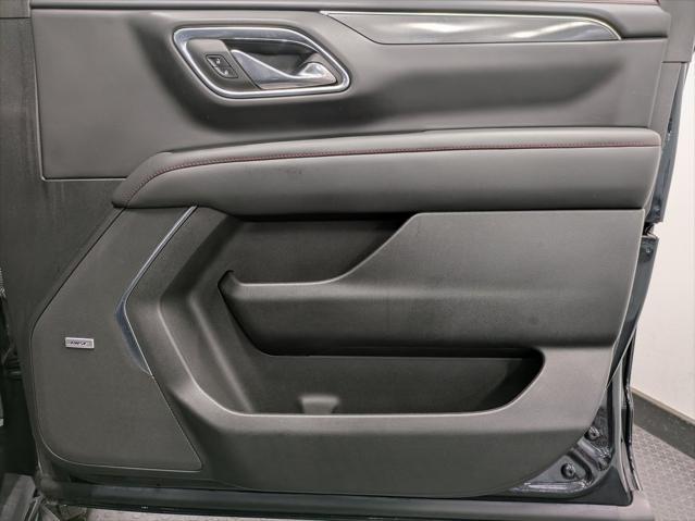 Photo of 2023 Black Chevrolet Suburban