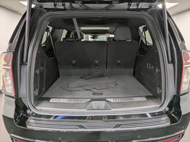 Photo of 2023 Black Chevrolet Suburban