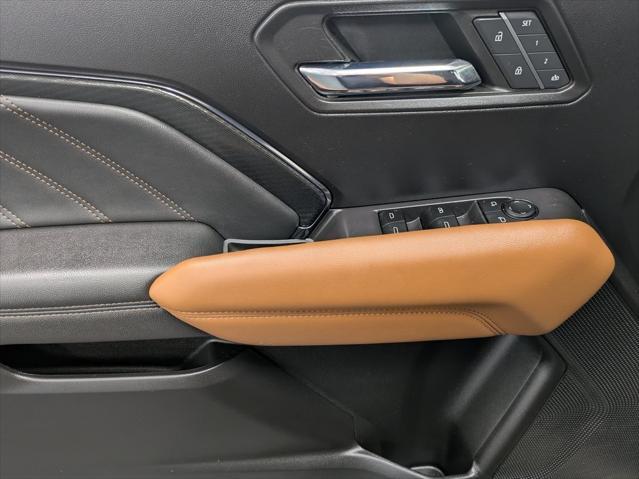 Photo of 2023 Desert Sand Metallic GMC Canyon