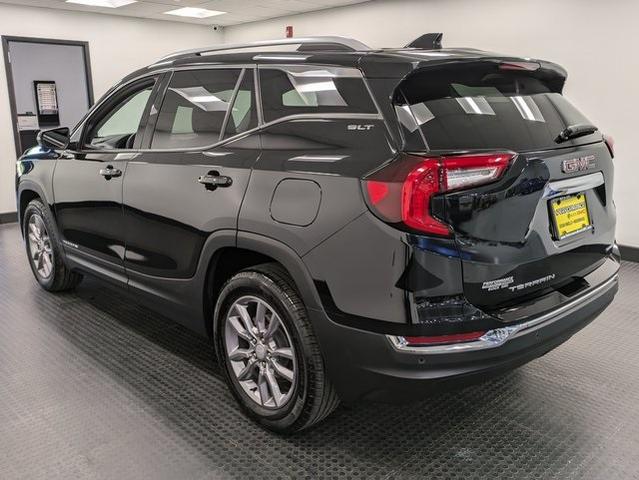 Photo of 2022 Ebony Twilight Metallic GMC Terrain