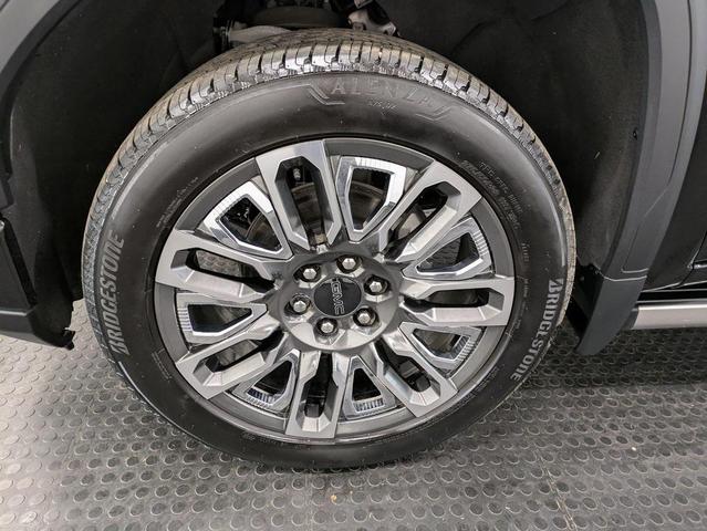 Photo of 2024 Onyx Black GMC Sierra 1500