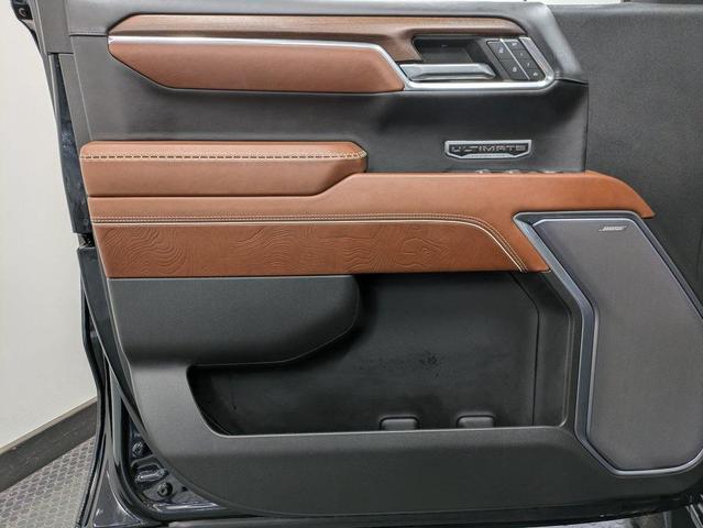 Photo of 2024 Onyx Black GMC Sierra 1500