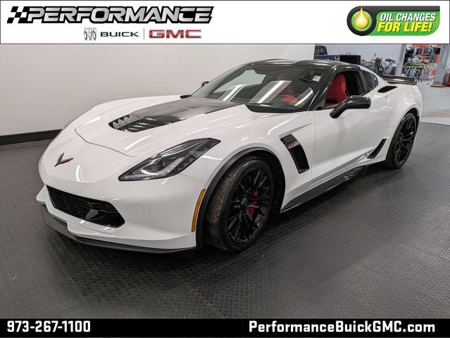 Photo of 2019 Arctic White Chevrolet Corvette