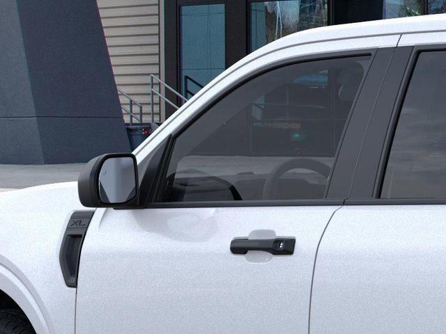 Photo of 2025 SPACE WHITE METALLIC Ford Maverick